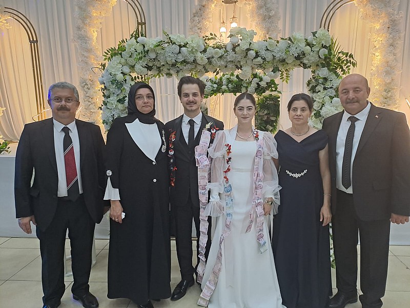 Fulya & Emir Evlendi