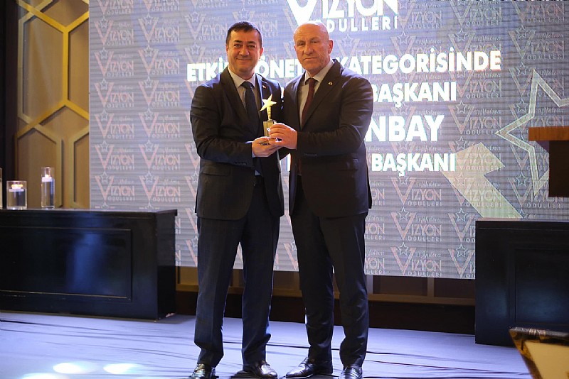 Başkan Canbay'a “ Etkin Yönetim” Ödülü	