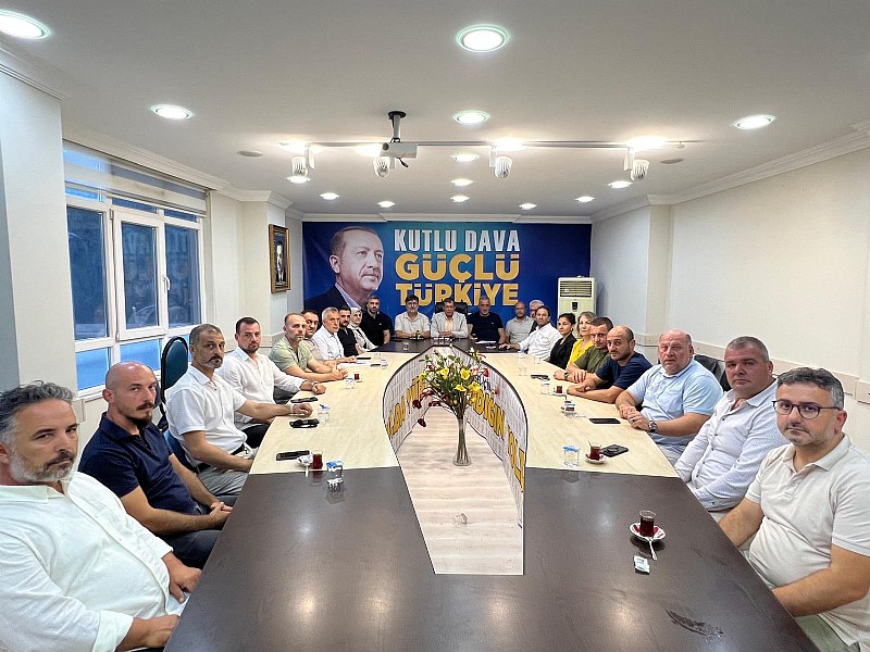 Ak Parti Karamürsel ‘de yeni yönetim belirlendi