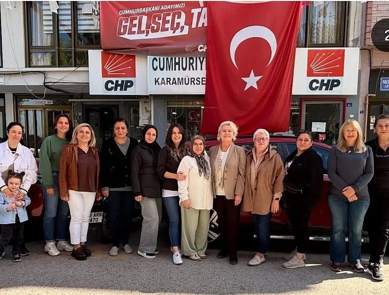 CHP Karamürsel Kadın Kolları’nda Yeni Başkan Hamiyet Eraslan