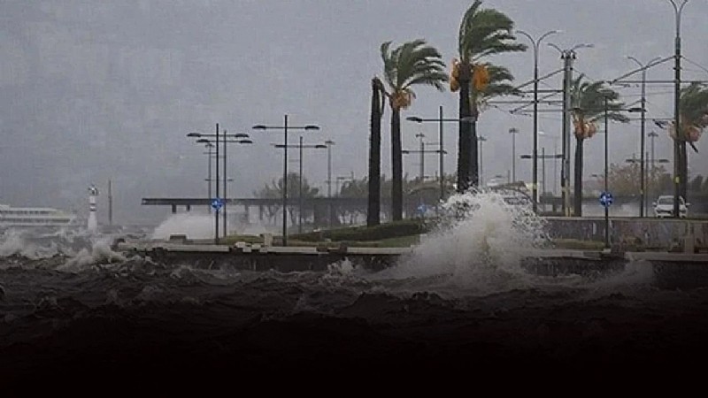 Kocaeli Valiliği’nden fırtına alarmı	