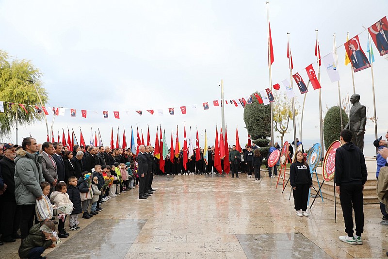 Karamürsel’de 10 Kasım Atatürk’ü anma programı