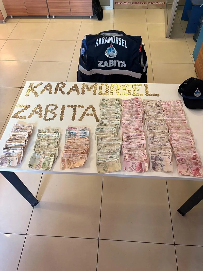 Karamürsel ’de dilencilerin üzerinden deste deste paralar ile altın çıktı