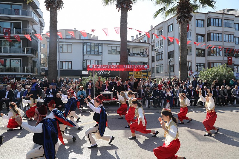 Karamürsel’de Cumhuriyet Bayramı Coşkulu Kutlanıyor