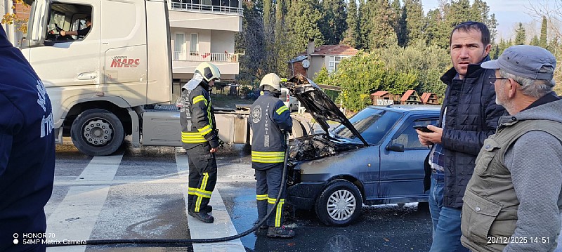 Seyreden araçta yangın çıktı
