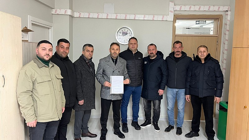 Karamürsel’de Abdullah Alpsan Mazbatayı Aldı