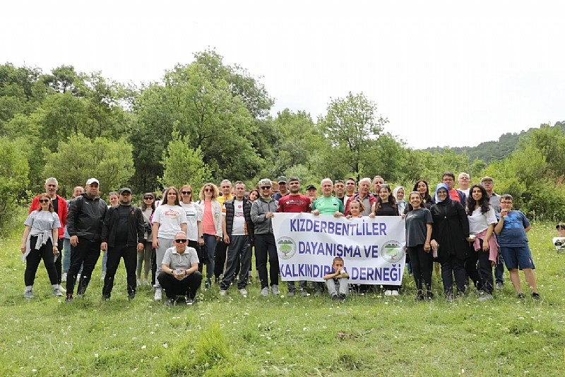 Karamürsel'de 5 Haziran Dünya Çevre Günü kapsamında doğa yürüyüşü