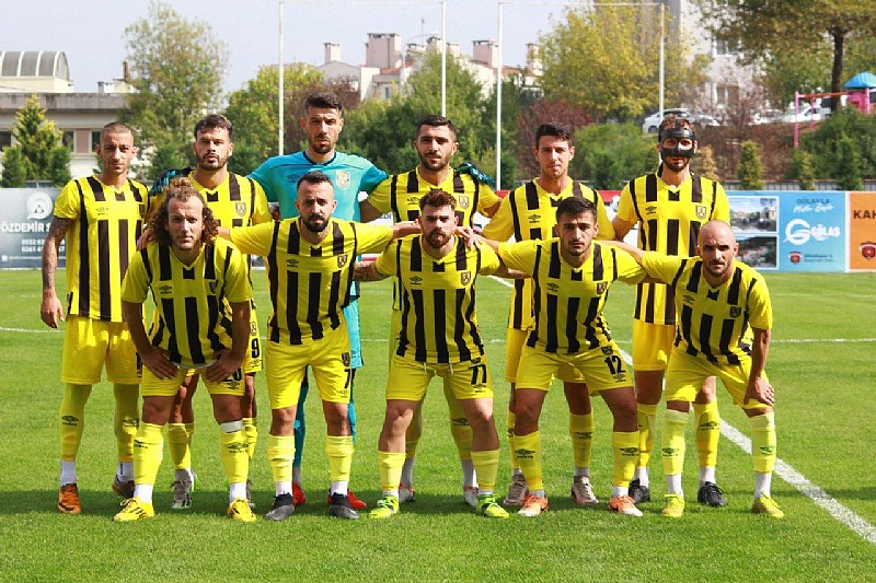 Karamürselspor “Bu Pazar günü yapacağımız maça tüm Karamürsel halkını bekliyoruz”