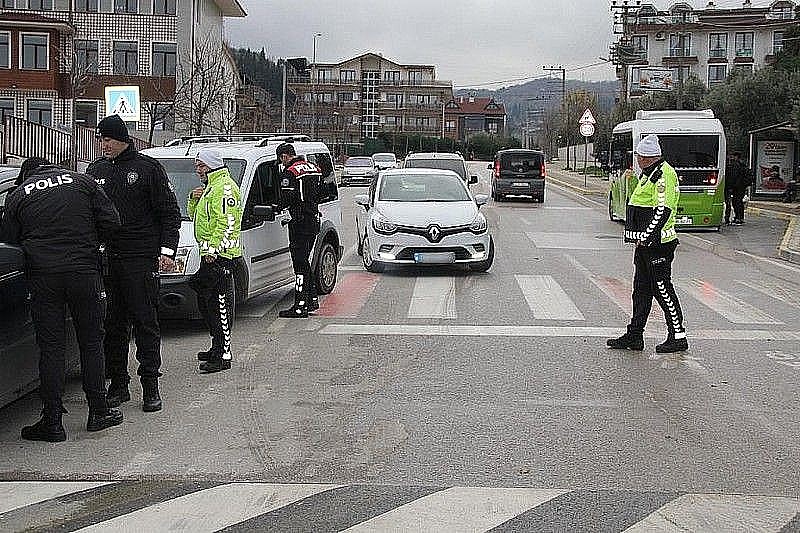 Karamürsel’de Huzur Hakim	