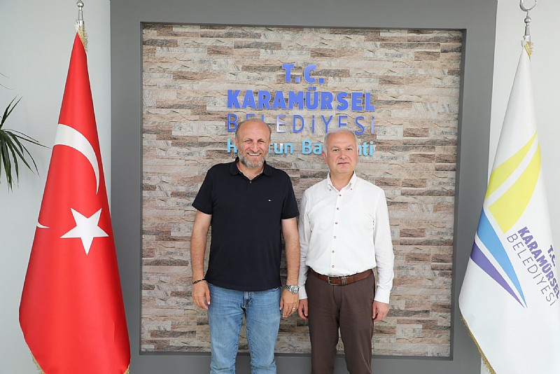 Oflu Hoca’dan Karamürsel Belediyesine Ziyaret