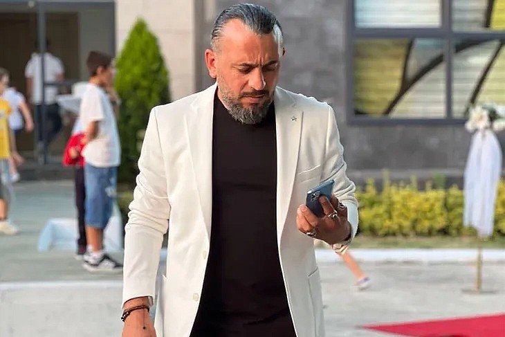 Altınova’da mezarlıkta ölü bulundu