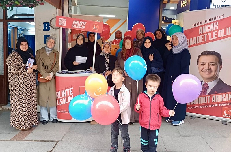 Saadet Partisi Karamürsel'den çocuk hakları çağrısı Saadet Partisi Karamürsel'den çocuk hakları çağrısı