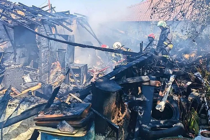 Subaşı’ndaki yangında ev küle döndü