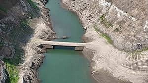 Yalova’da su bitti. Kocaeli’nden su istiyor